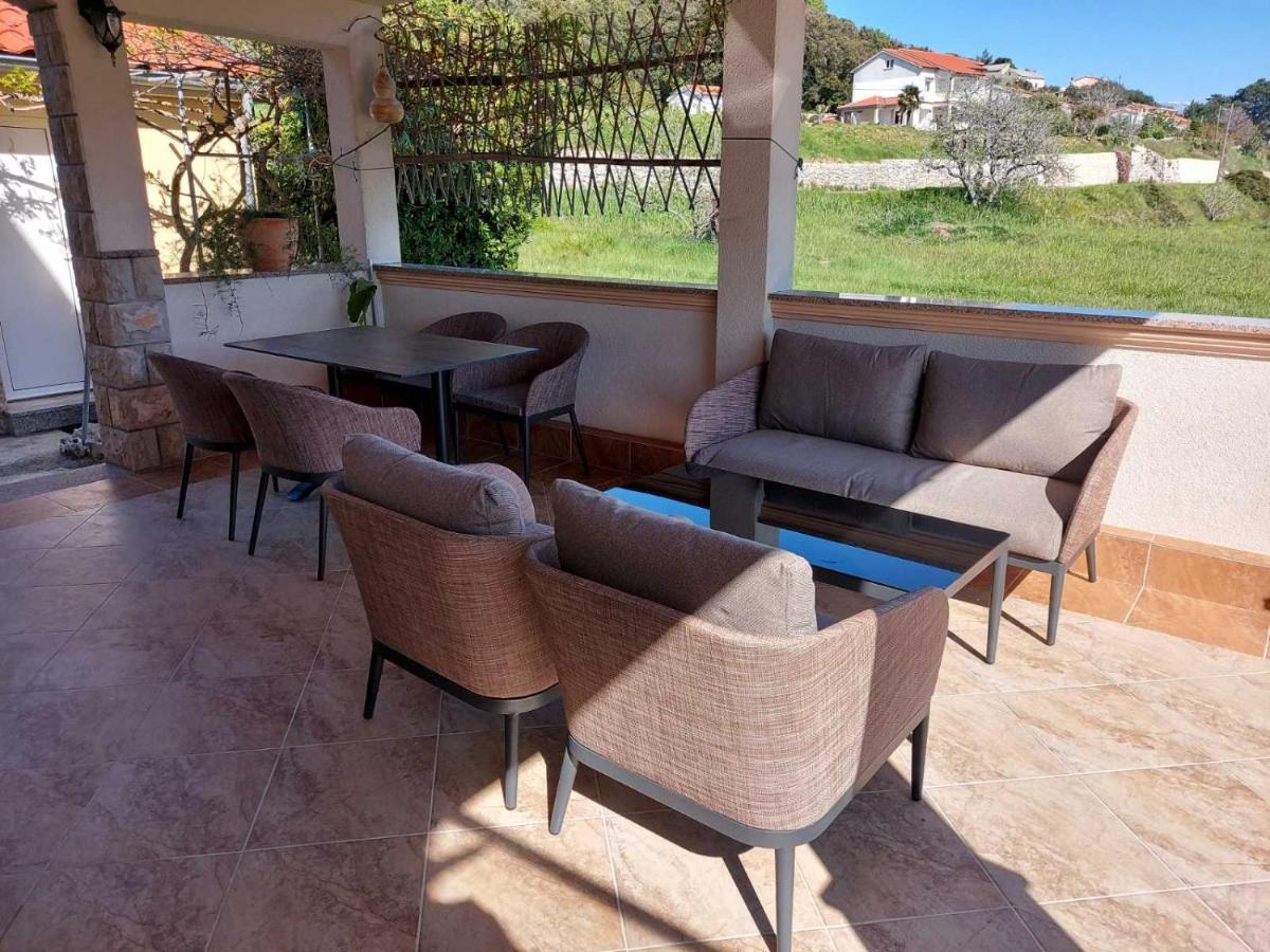 קמפור Studio Apartments Peric Rab מראה חיצוני תמונה